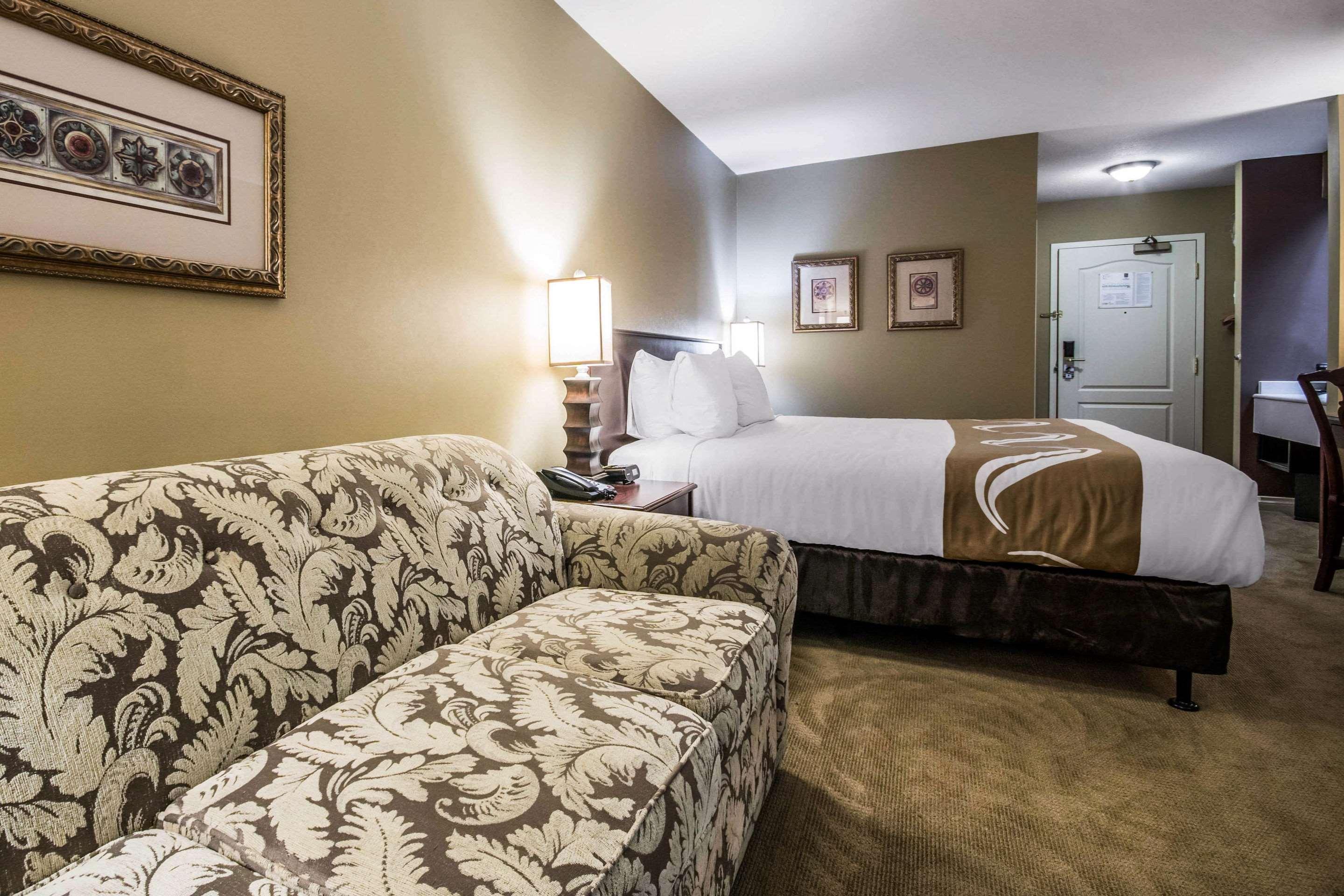 Clarion Hotel&Conference Centre Abbotsford Esterno foto