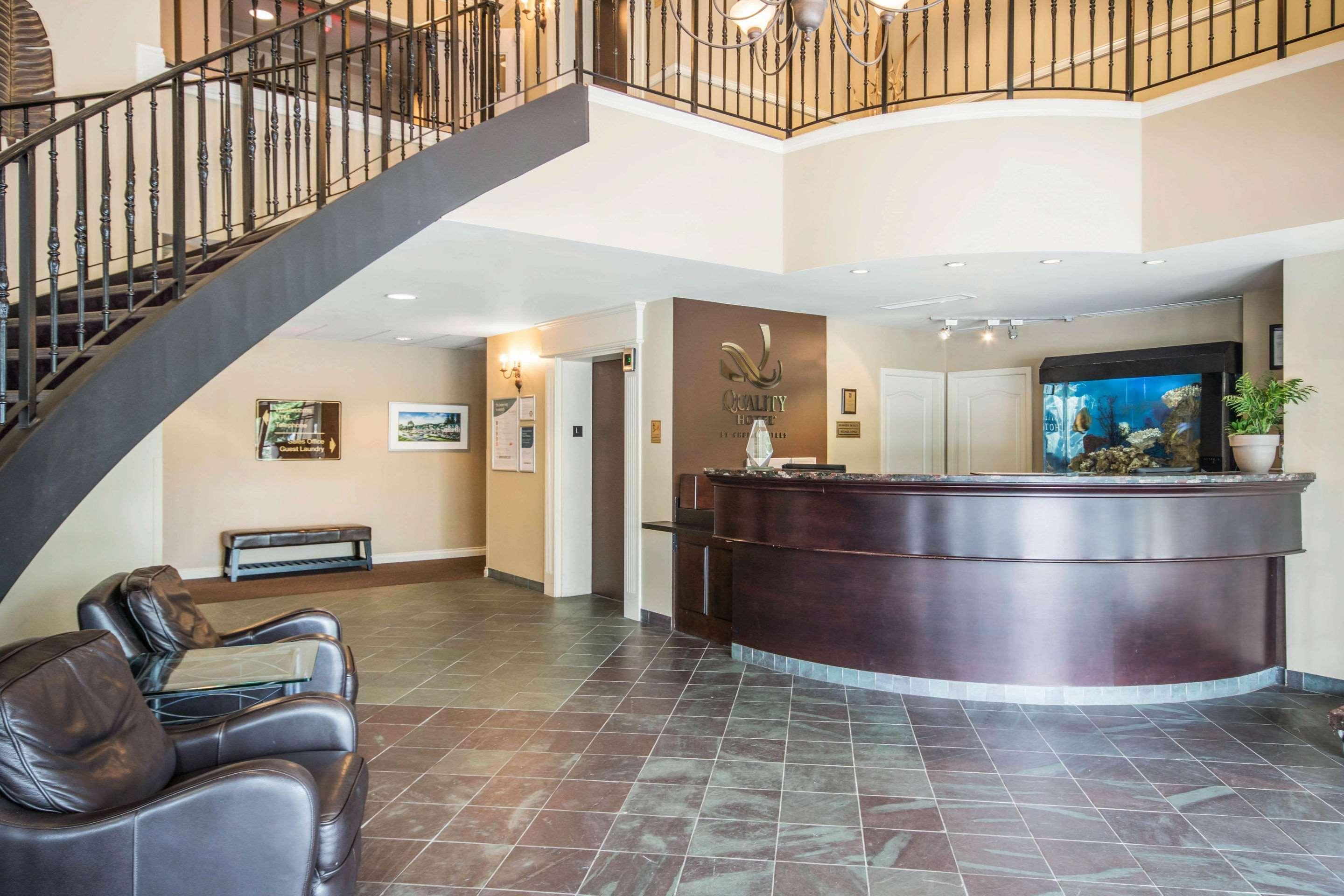 Clarion Hotel&Conference Centre Abbotsford Esterno foto