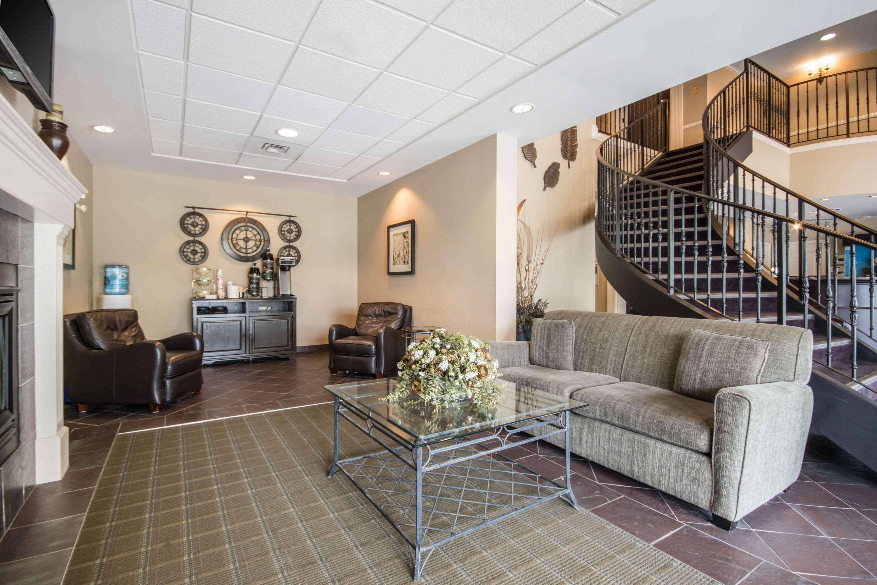 Clarion Hotel&Conference Centre Abbotsford Esterno foto