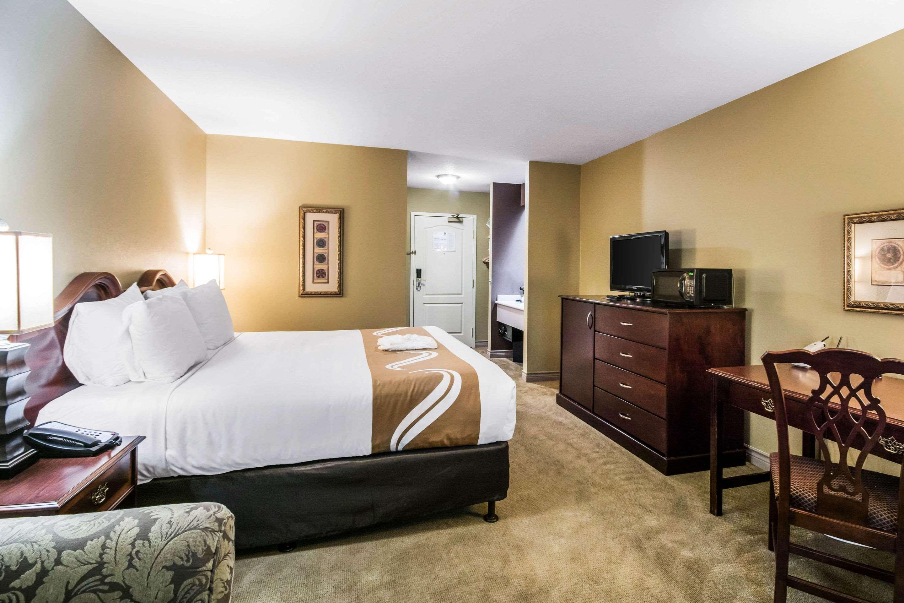 Clarion Hotel&Conference Centre Abbotsford Esterno foto