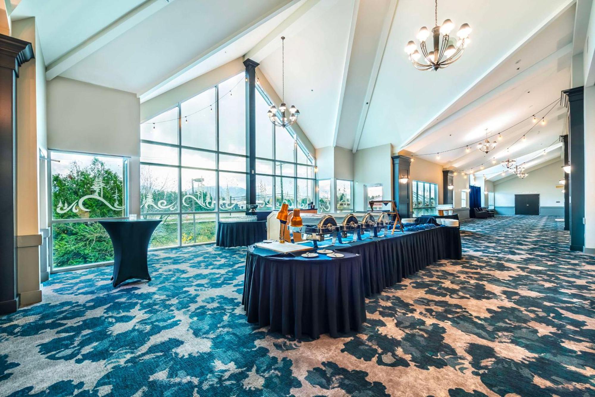 Clarion Hotel&Conference Centre Abbotsford Esterno foto