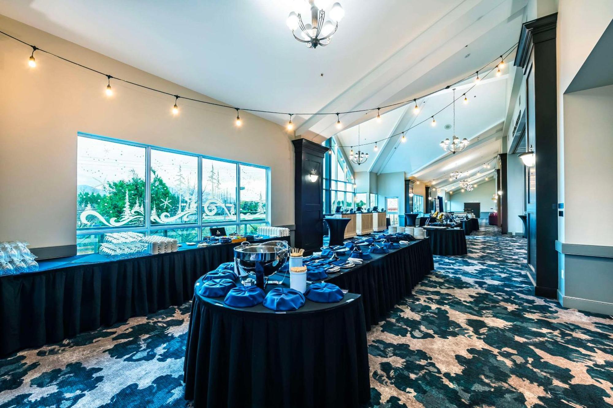 Clarion Hotel&Conference Centre Abbotsford Esterno foto