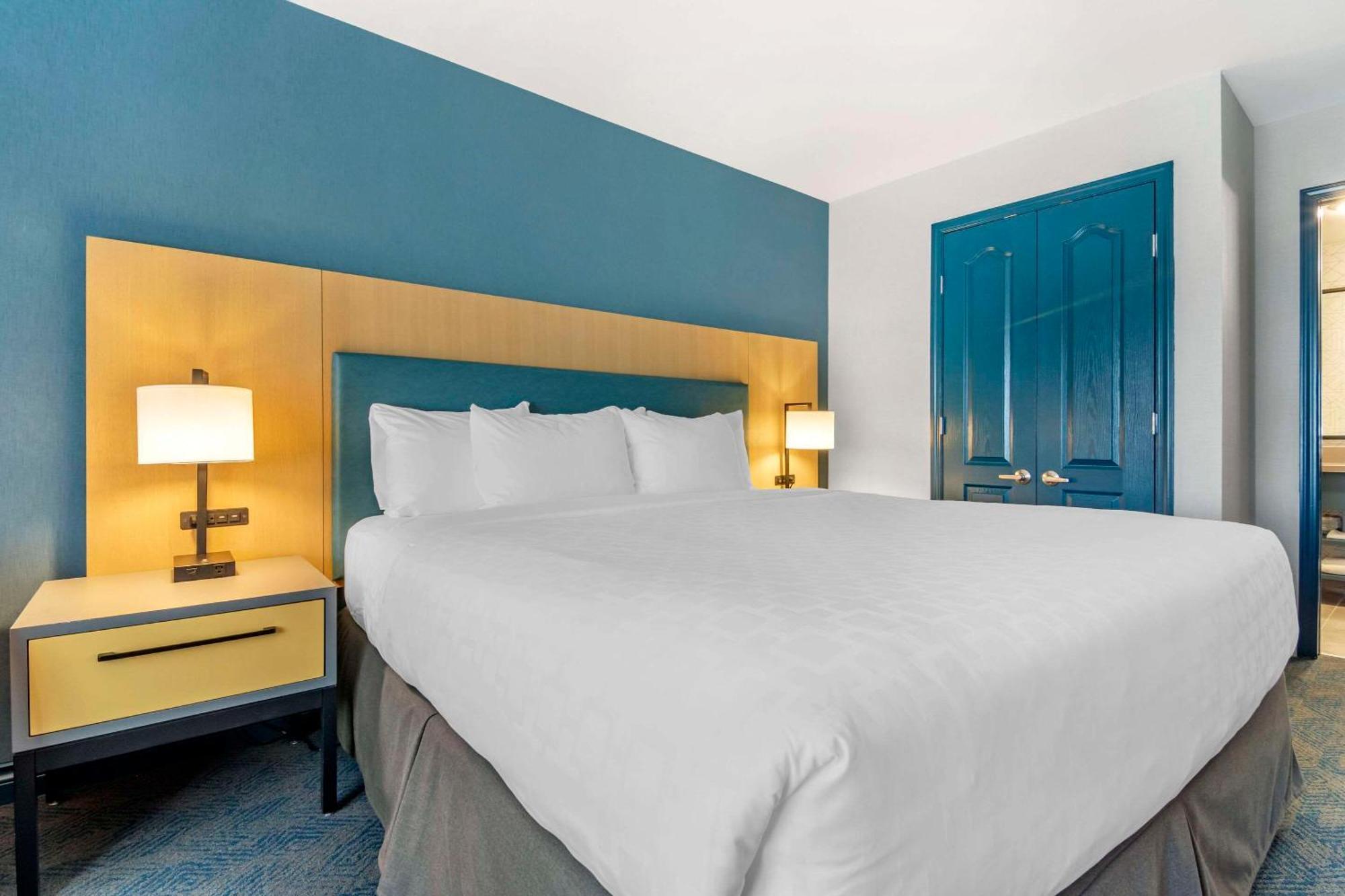 Clarion Hotel&Conference Centre Abbotsford Esterno foto