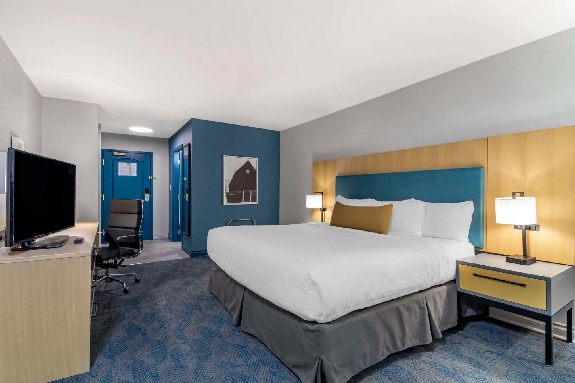 Clarion Hotel&Conference Centre Abbotsford Esterno foto