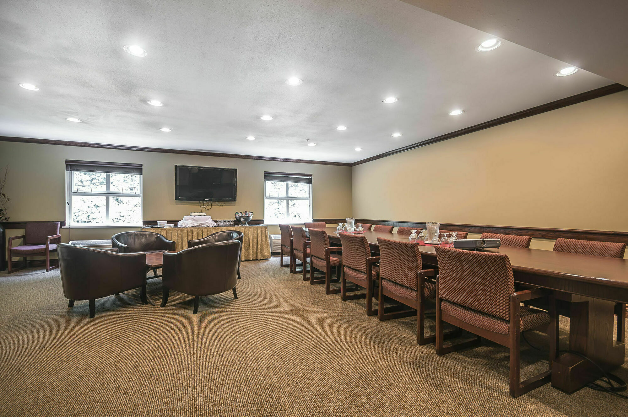 Clarion Hotel&Conference Centre Abbotsford Esterno foto